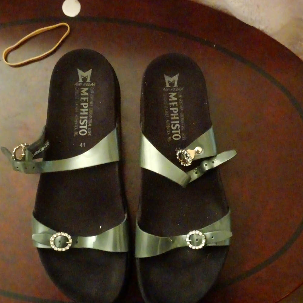 Mephisto Brand new Sandals